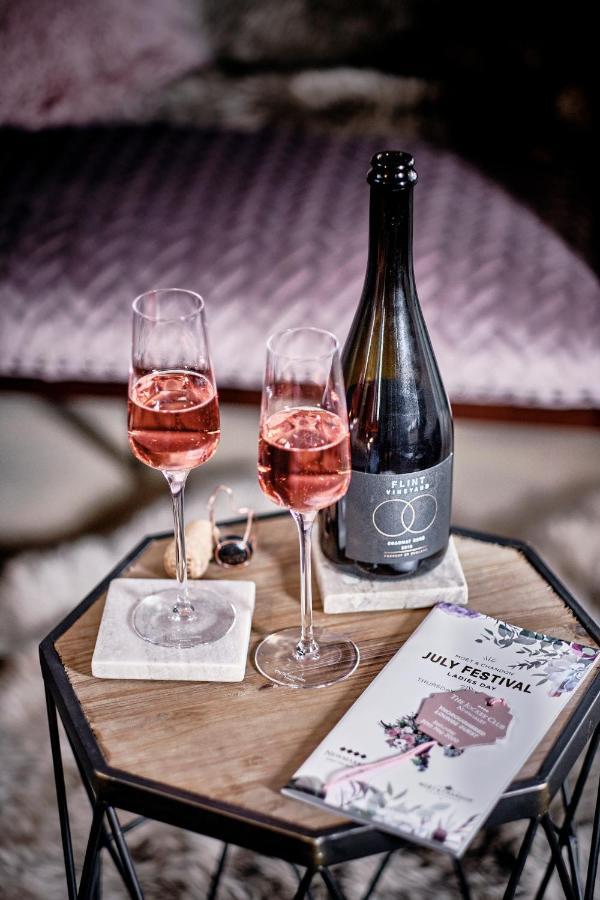 The Three Blackbirds Stetchworth エクステリア 写真